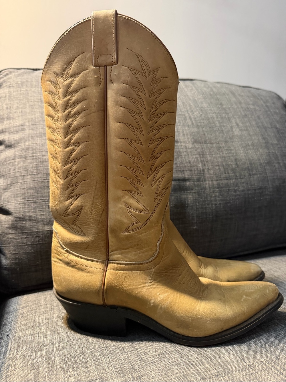Vintage Tan Leather Cowboy Boots